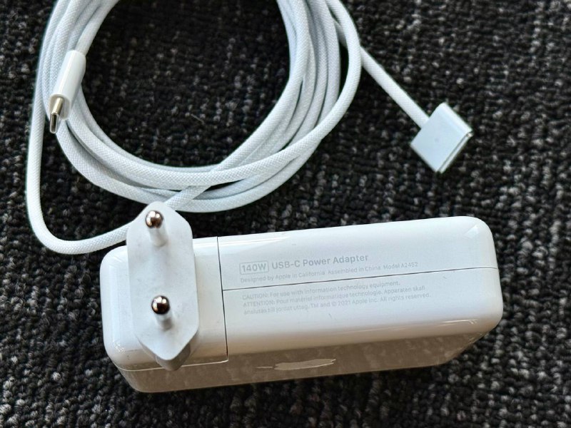 Блок питания Apple 140W Type-C и кабель MagSafe 3 2