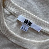 Шерстяной джемпер Uniqlo 3