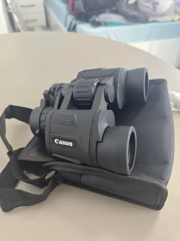 Бинокль Canon 20x35 1