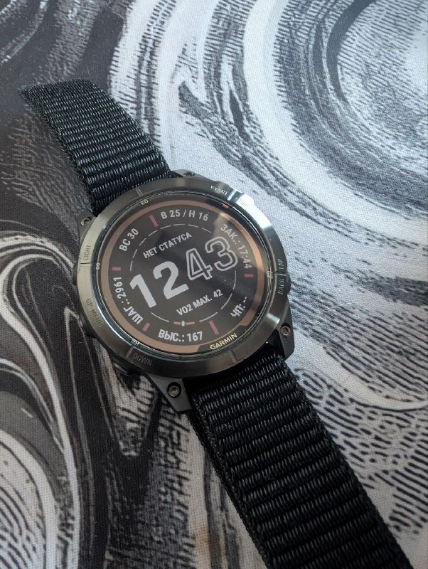 Garmin Fenix 7 Pro Solar smartwatch with 2 straps