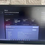 ASUS VivoBook 14 4