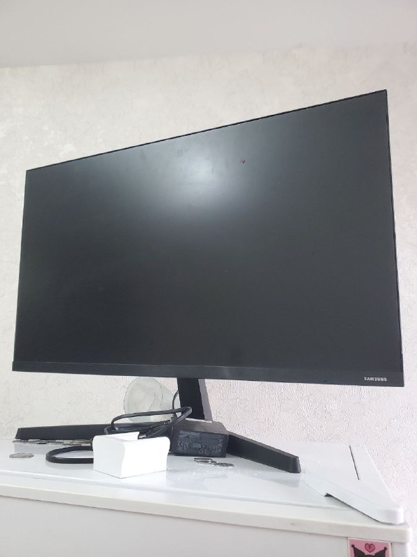 Монитор Samsung 24 дюйма 4