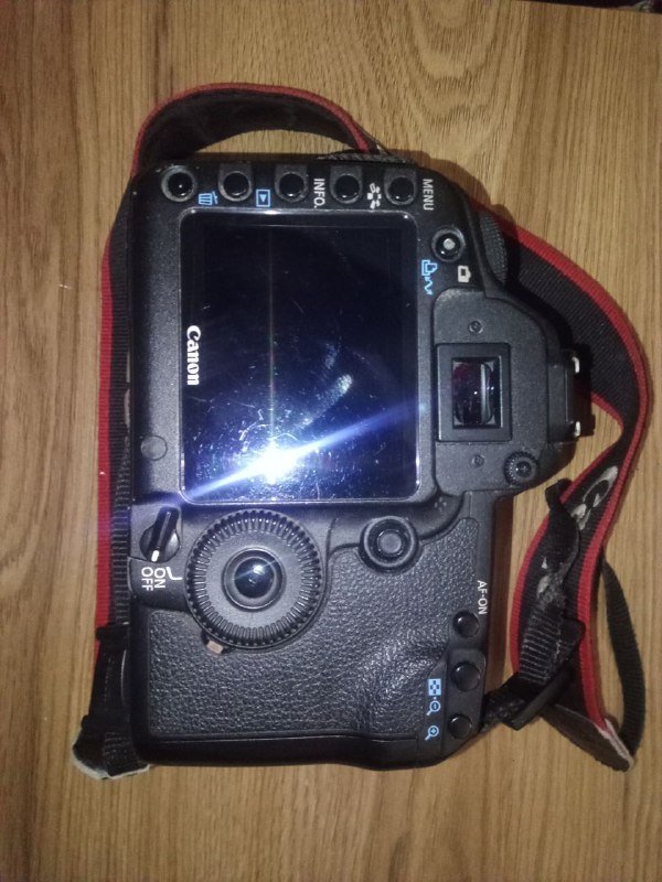 Фотоаппарат Canon 5D Mark II, объектив Canon 50мм, фотовспышка YN685 3