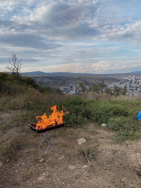 BBQ магнал со встроенной решёткой