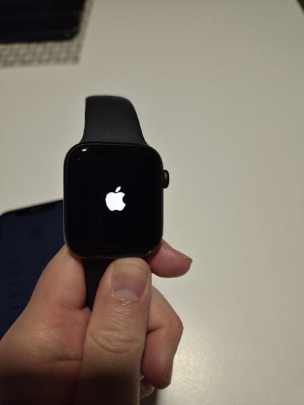 iPhone 11 64Gb, Apple watch SE 9