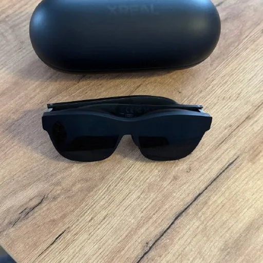 XREAL Air 2 Pro