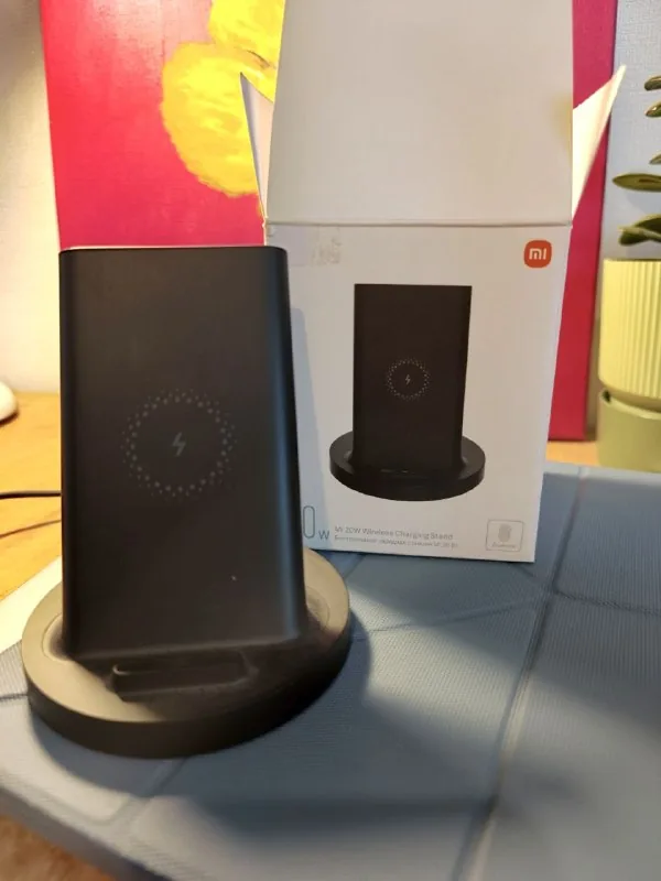 Беспроводная зарядка Xiaomi 20W 1