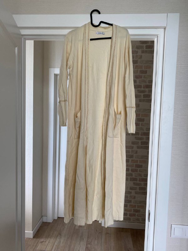 Футболка белая, кардиган, штаны, кофта, лосины 2