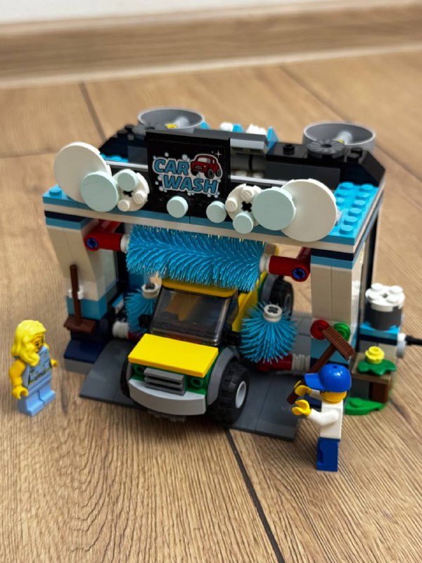 Наборы LEGO City, LEGO Minecraft, игрушки LEGO