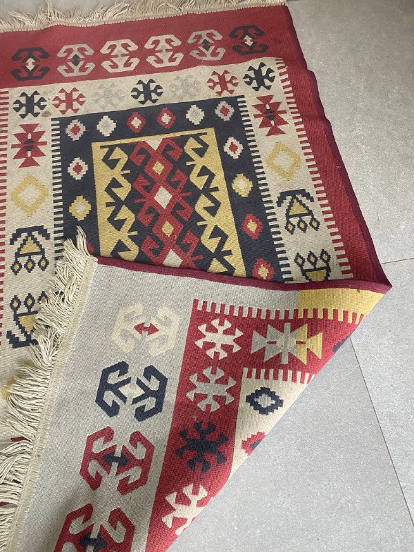 Мебель распродажа: рейлы, ковер, стулья, вешалки 4