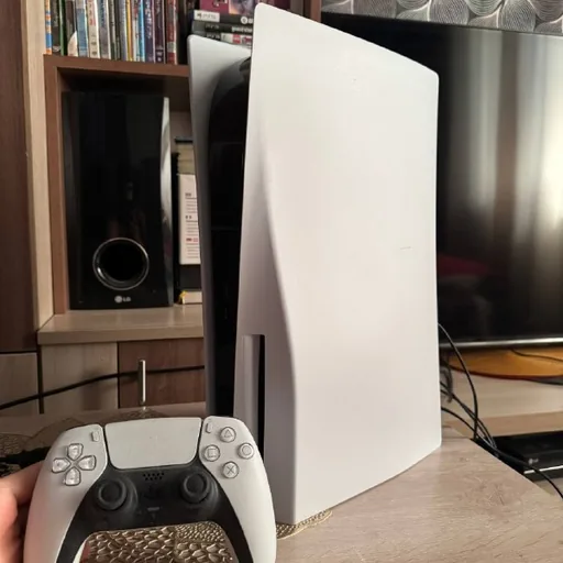PlayStation 5, джойстик