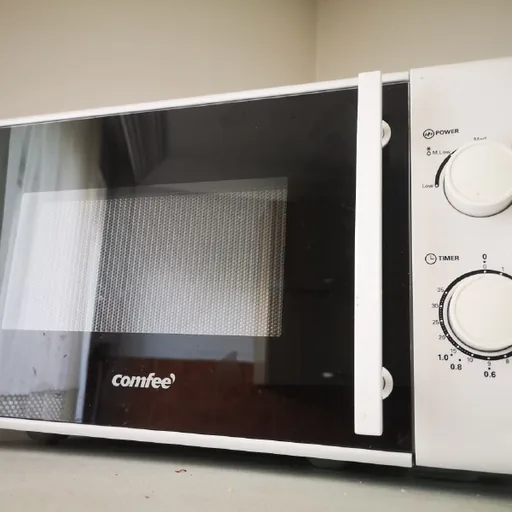 Микроволновка Comfee 20L