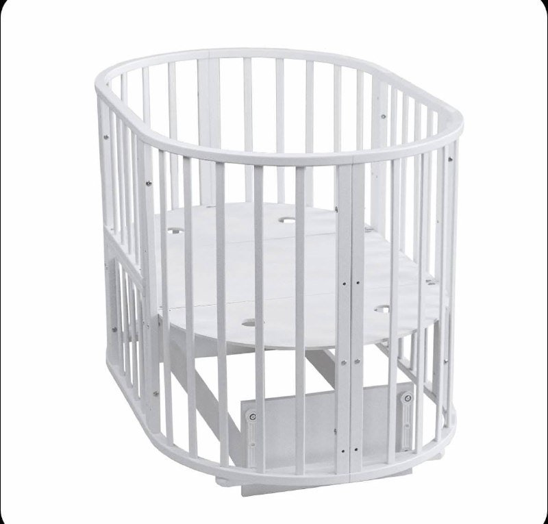 детская кровать с матрасами и принадлежностями 4