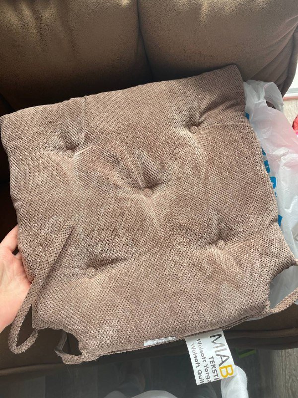 Подушки на стулья 2