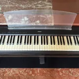 Цифровое пианино Yamaha P-95 1