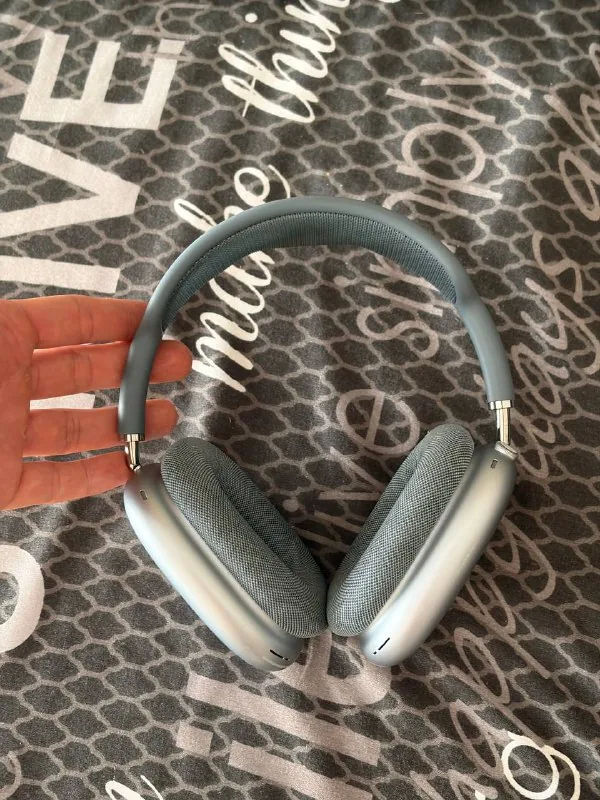 AirPods Max (USB-C) 2024 1