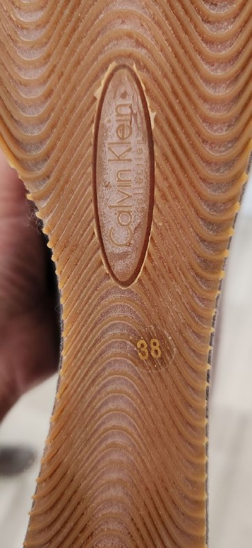 Женские туфли Calvin Klein 38 размер новые 2