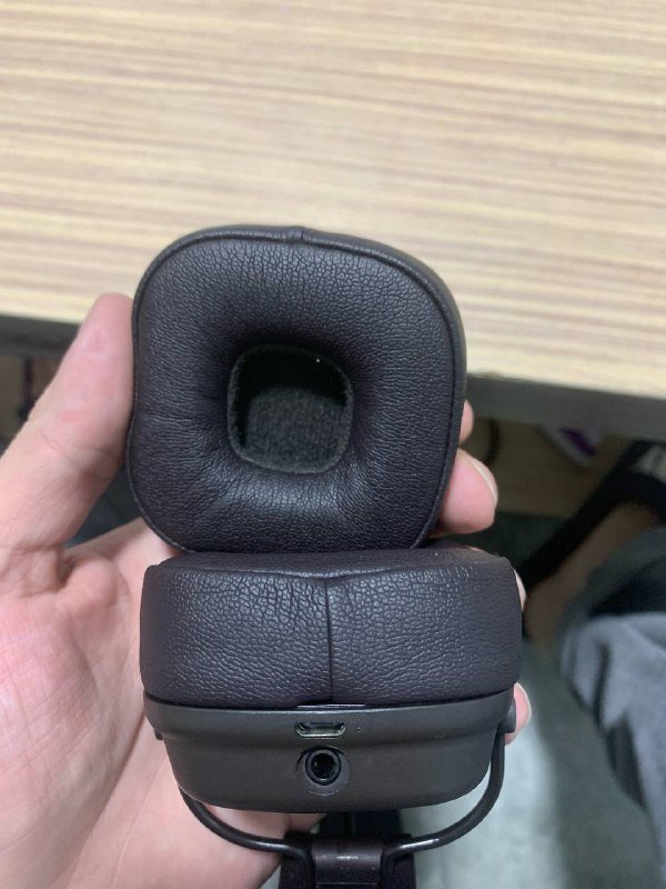 Marshall Major III Bluetooth headphones 2