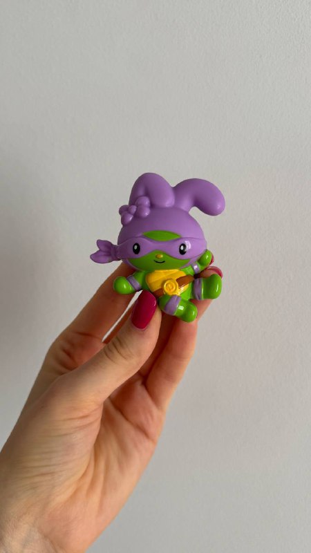 Игрушка Turtles x Hello Kitty and friends из хэппи мила Макдональдс