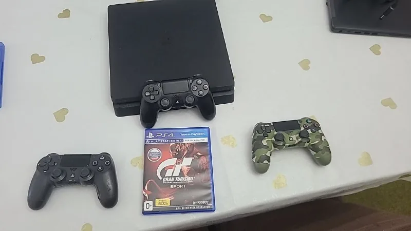 PS4