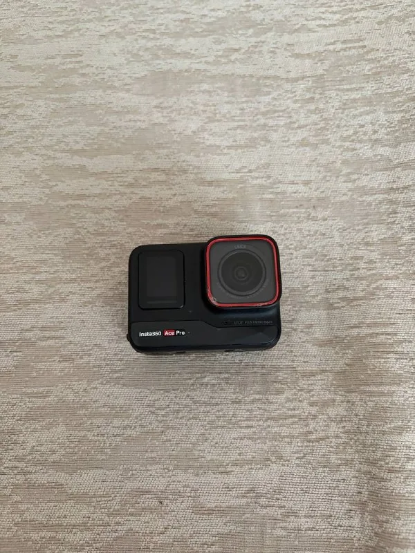Камера Insta360 Ace Pro 1