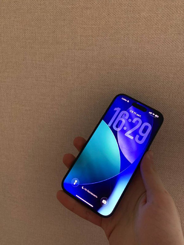 iPhone 15 pro 128 GB Черный Титан 2