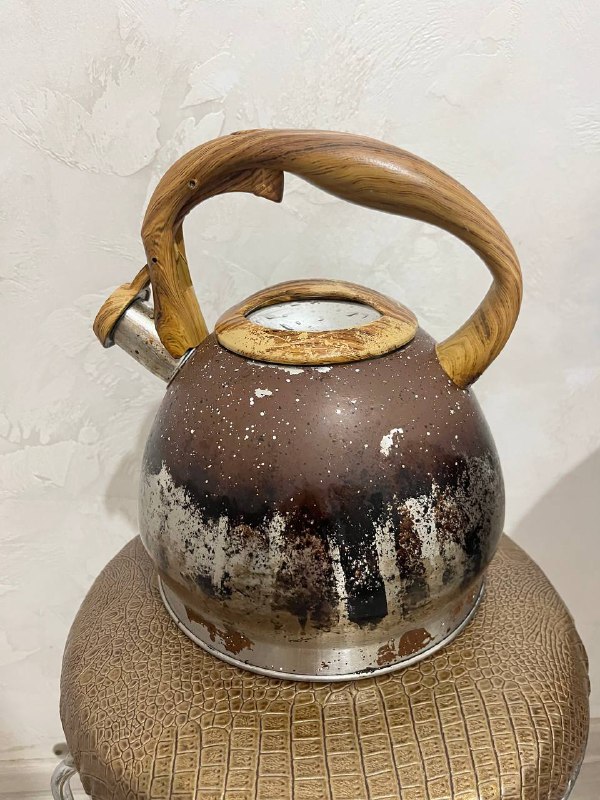 Чайник, лампа
