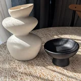 Вазы, лампы, бутылка, коврики, мяч, зеркало, подставки, коробки 1