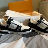 Louis Vuitton Trainer Monogram 4