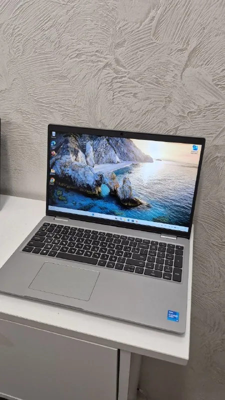 Ноутбук Dell Latitude 5520