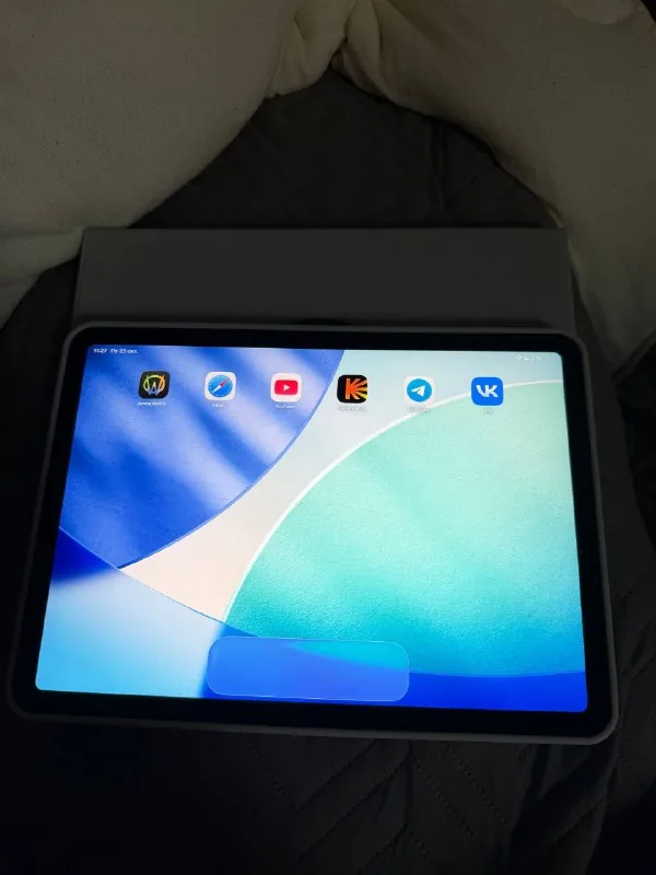 Apple iPad Air 4 64GB 1