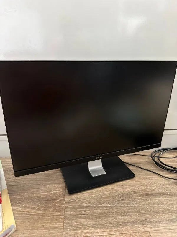 Монитор BenQ 1