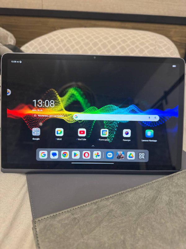 Компьютер, планшет Lenovo, утюжок Dyson 4