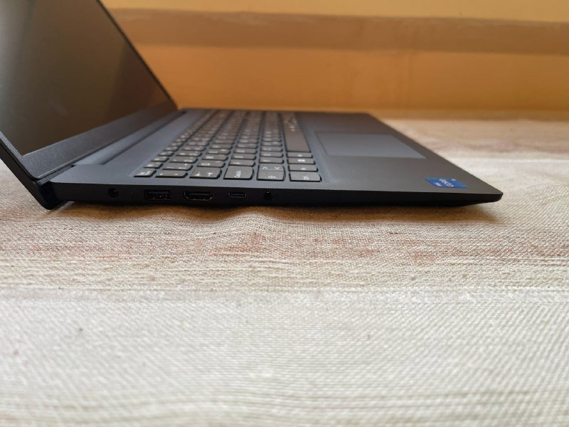 Ноутбук Lenovo V15 G5 IRL 3