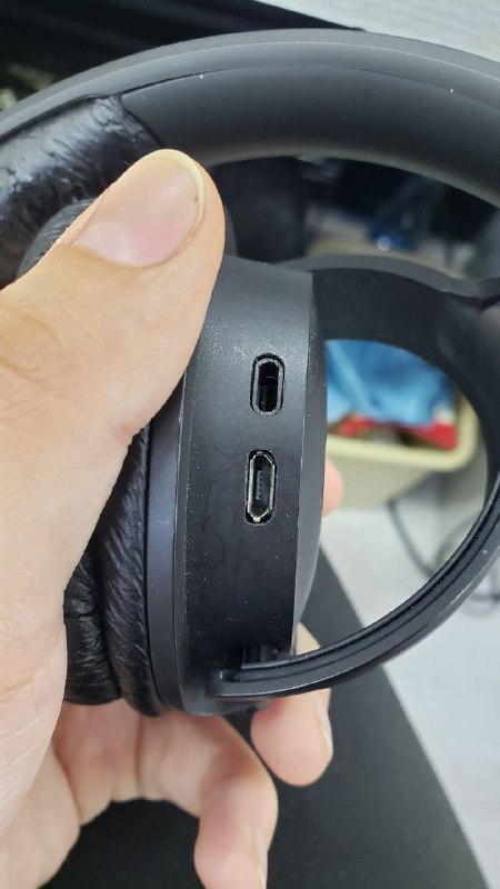 JBL Tune 500 Headphones 4