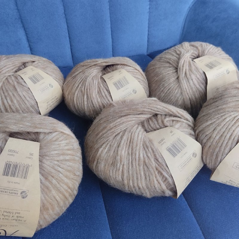 Drops Design yarn, 6 full skeins, color 35 5