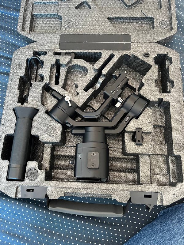 DJI Ronin SC стабилизатор, объектив Canon RF 50mm f1.8 STM, объектив Canon RF 24-50 IS STM 3