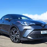 Toyota C-HR XLE 2022 4