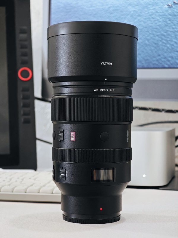 Объектив Viltrox 135mm F1.8 LAB для Nikon Z