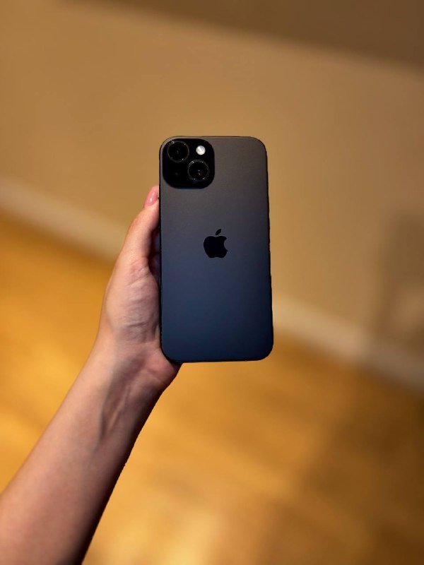 iPhone 15 128 GB, iPhone 14 Pro 256 GB 3