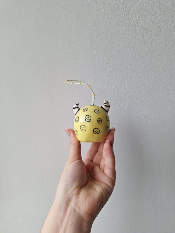 книга с наклейками Отель 7