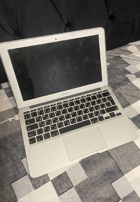 MacBook Air 11" A1465, Intel i7, 8GB, 512GB SSD 2