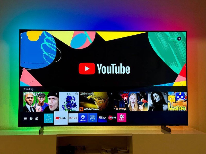Телевизор Samsung UE65AU8000 Crystal UHD 65 дюймов