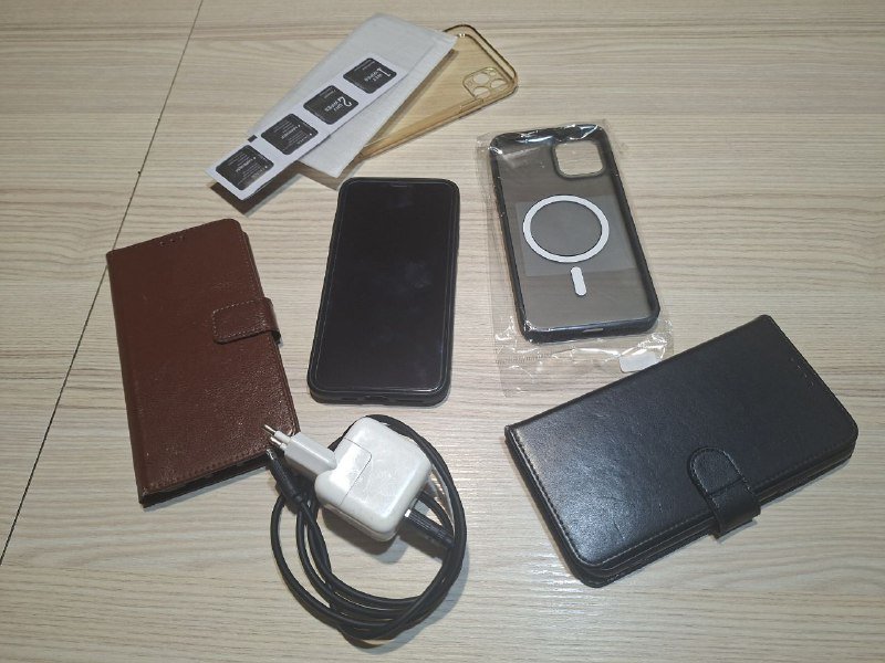 IPhone 11 Pro Max, зарядник, кейсы, чехлы 1