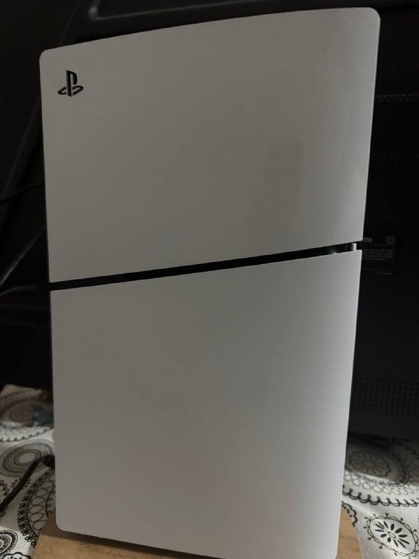 PS5 Slim 1 TB с дисководом, 1 геймпад