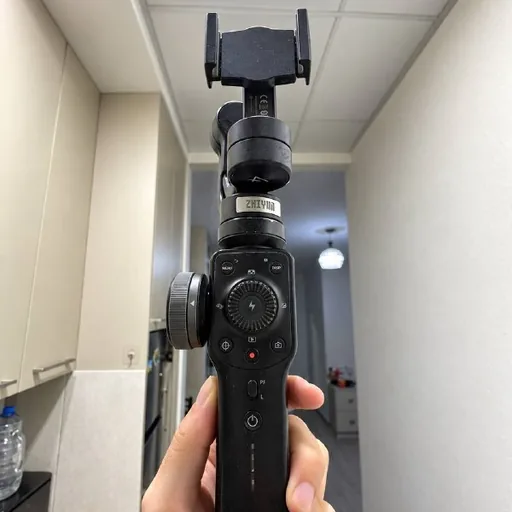 Стабилизатор Zhiyun Smooth 4