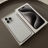 iPhone 15 Pro Max White Titanium 256GB 2