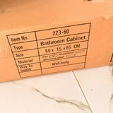 Зеркало с полочками для ванной 2