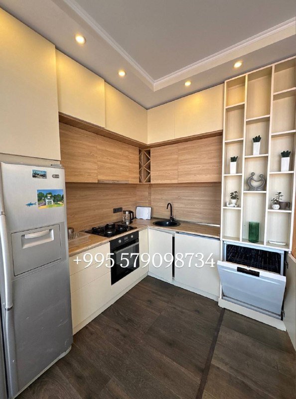 3-комнатная квартира с 2 спальнями в Батуми 5