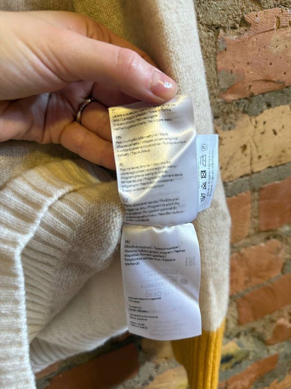 шерстяной свитер 40 размер 5